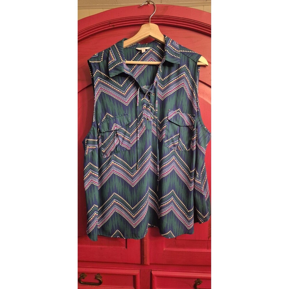 Candies 3XSleeveless Blouse Chevron Aztec Ikat Print Lace Up Front Shirt Blue